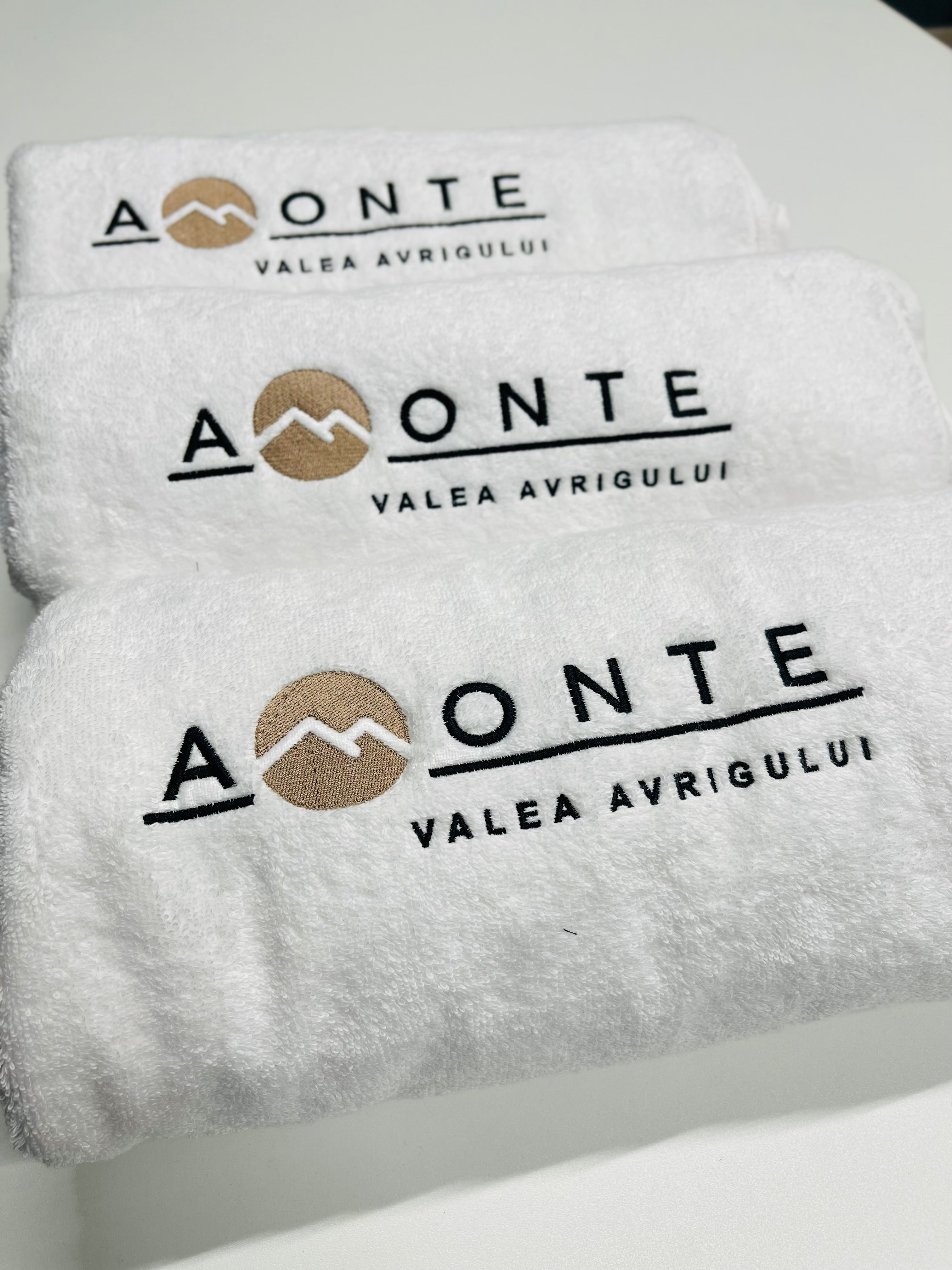 Servicii de personalizare | BRODERIE | IMPRIMARE | GRAVURA |