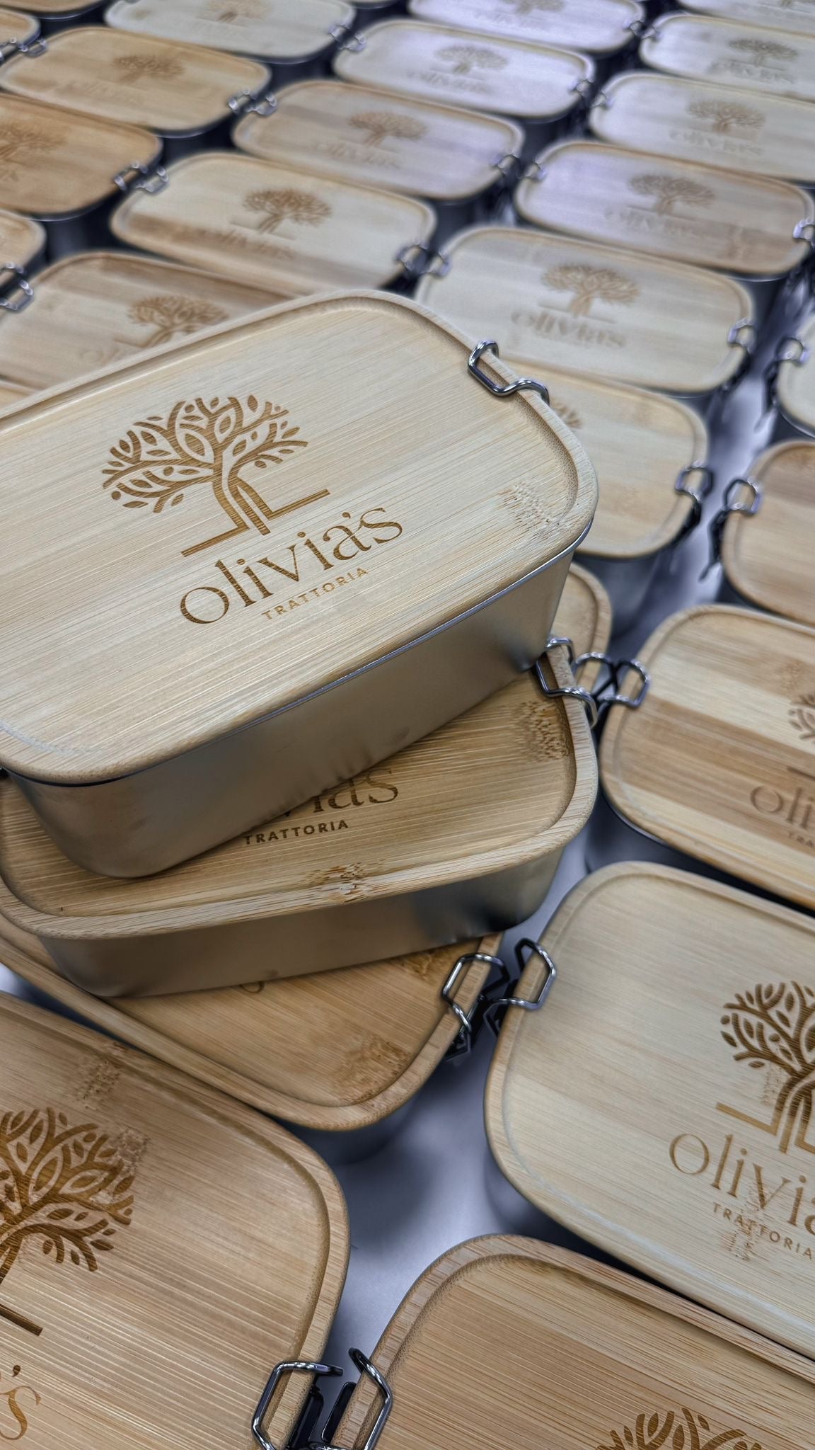 Servicii de personalizare | BRODERIE | IMPRIMARE | GRAVURA |